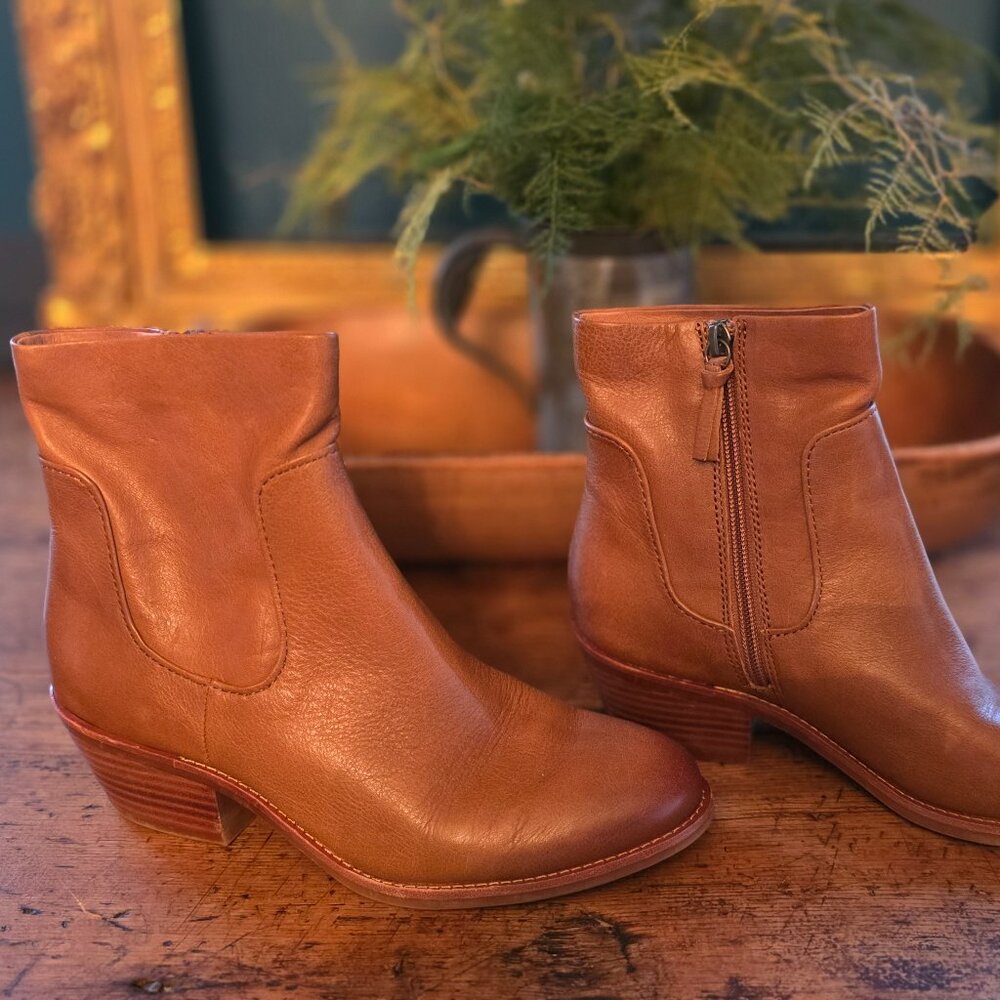 Sofft - boot - soft brown leather - 7.5